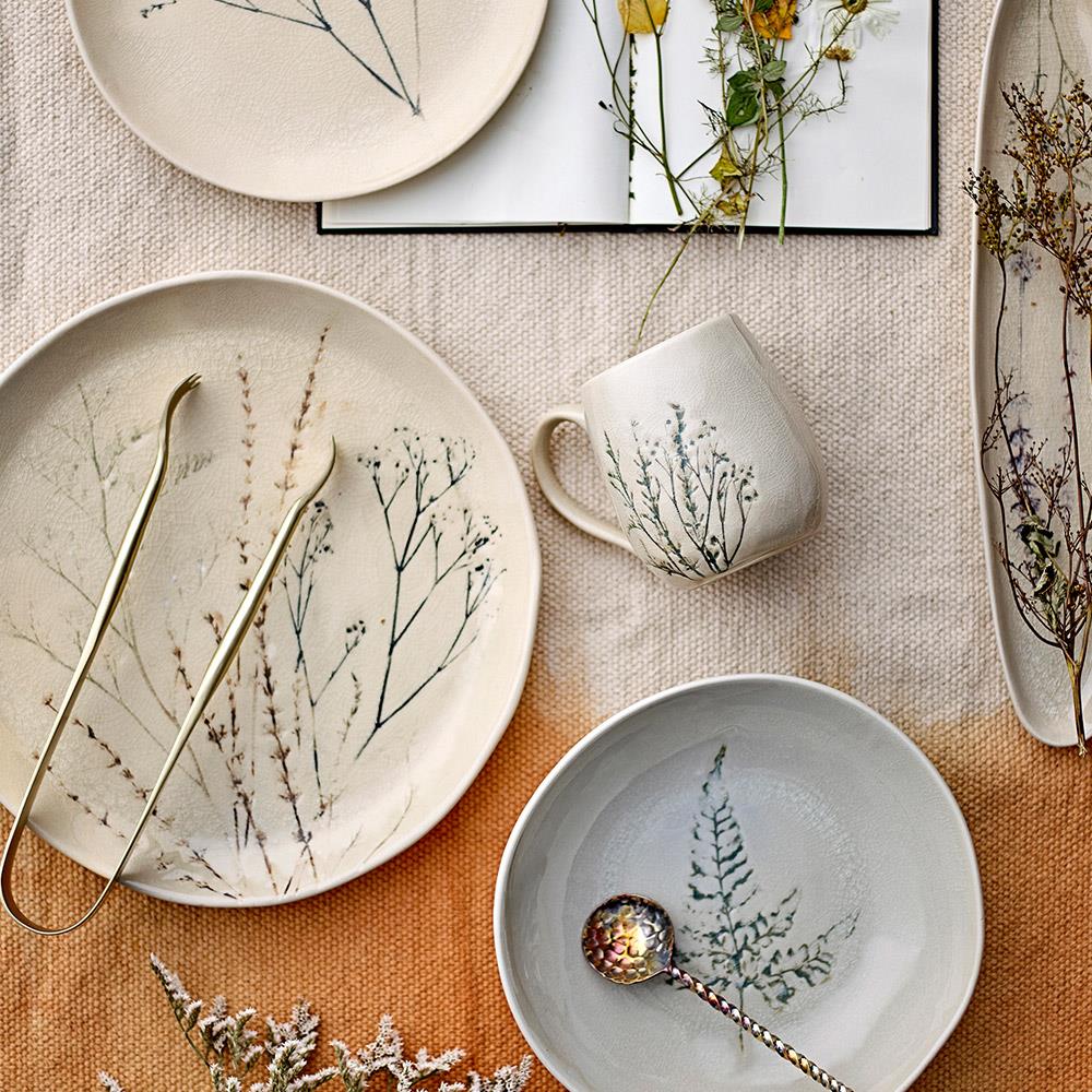 Bloomingville Bea Speise Geschirrset 12-tlg. Natur Steingut handbemalt mit Crackle-Glasur