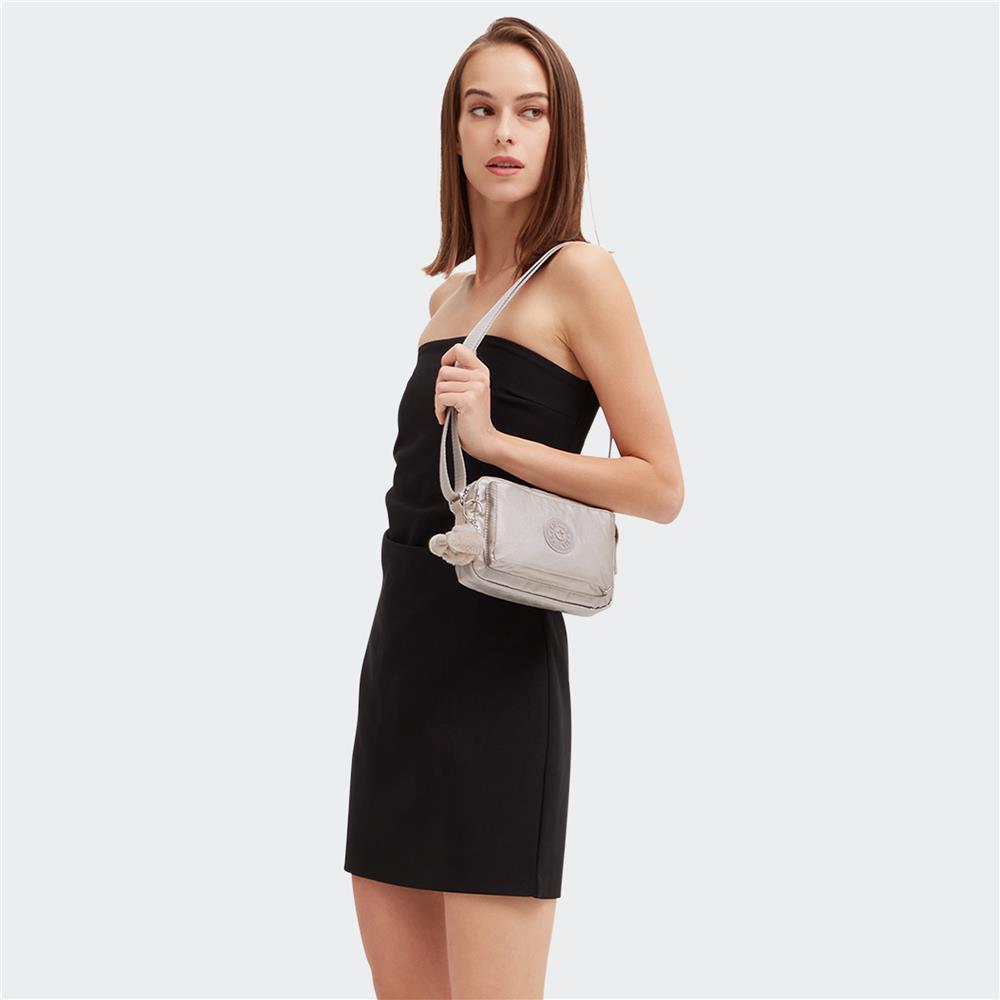Kipling ABANU S, Kleine Umhängetasche, Metallic Glow (beige), Schultertasche mit verstellbarem Schultergurt