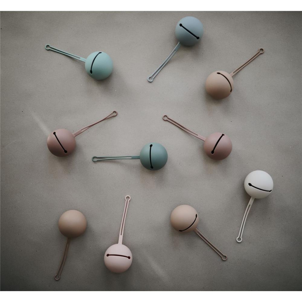 Mushie Schnulleretui, Powder Blue, Schnullerbox aus Silikon, BPA-frei