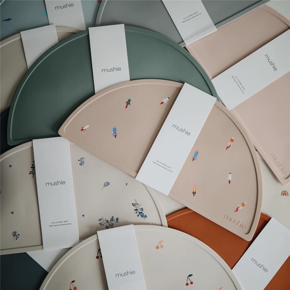 Mushie Silikon-Platzdeckchen, Vanilla Confetti, Tischset, BPA-frei