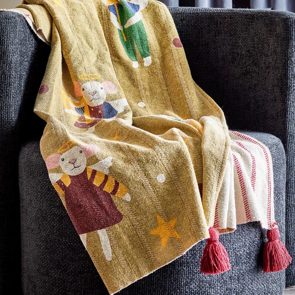 Bloomingville Peo Decke Bunt 160x130 cm Weihnachtsdecke mit recycelter Baumwolle