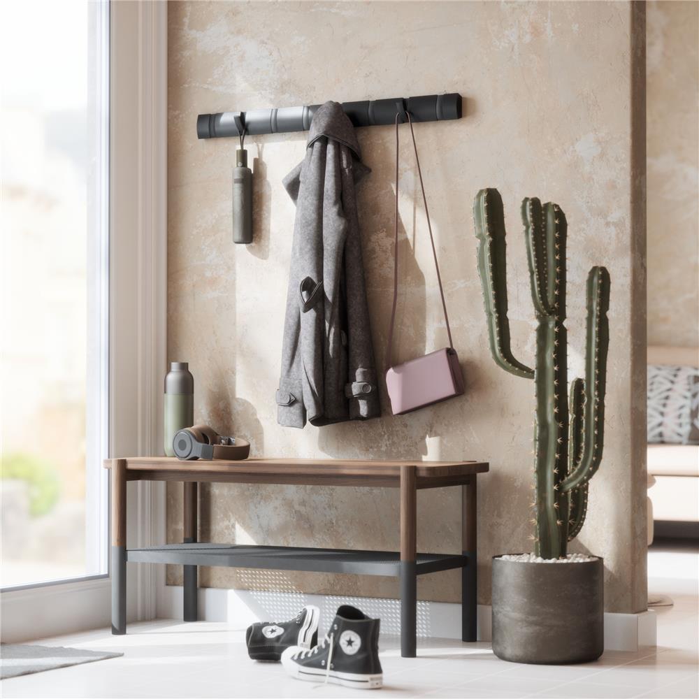 Umbra Flip Wandgarderobe, Garderobenleiste in Schwarz, mit 8 beweglichen Haken in Schwarz