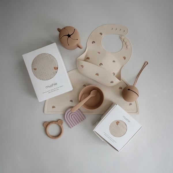 Mushie Beißring Regenbogen, Mauve, aus Silikon, BPA-frei