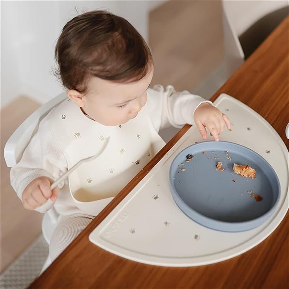 Mushie Silikon-Lätzchen, Crowns, mit Auffangschale, BPA-frei