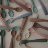 Mushie Silikon-Babylöffel 2erSet, Stone/Cloudy Mauve, BPA-frei