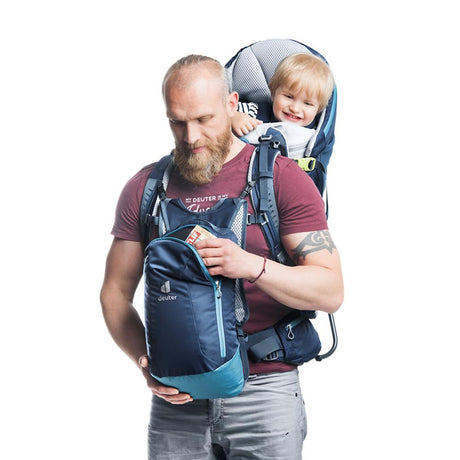 deuter Kid Comfort Pro, Kindertrage mit Tagesrucksack, midnight (blau), 12+10L