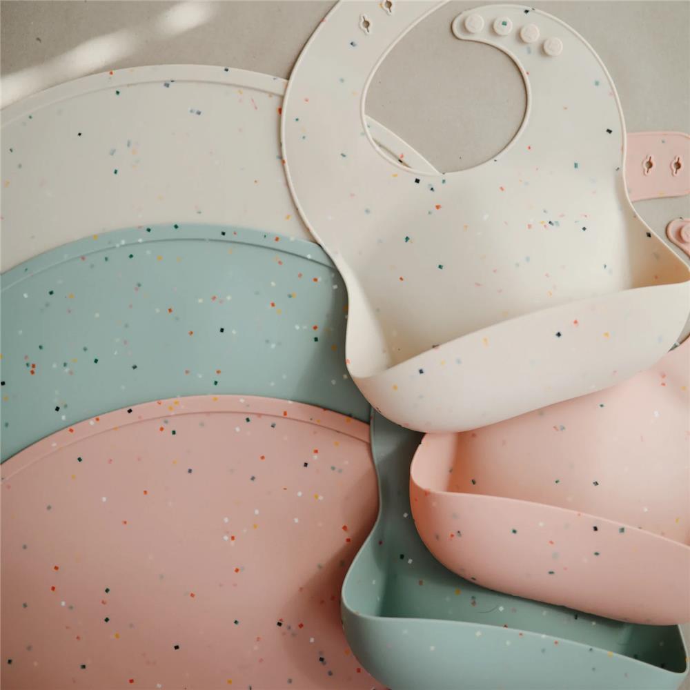Mushie Silikon-Platzdeckchen, Powder Pink Confetti, Tischset, BPA-frei