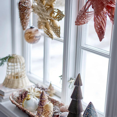 Bloomingville Hani Stern – Dekorativer Weihnachtsstern aus Bambus in Gold, Ø33 cm, dänisches Design