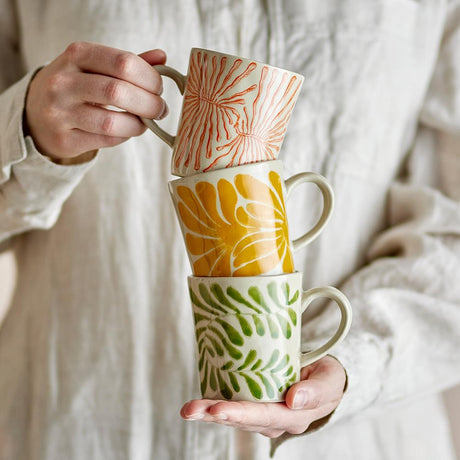 Bloomingville Fauni Tassen 3er-Set, Bunt – handbemalte Becher aus Steingut