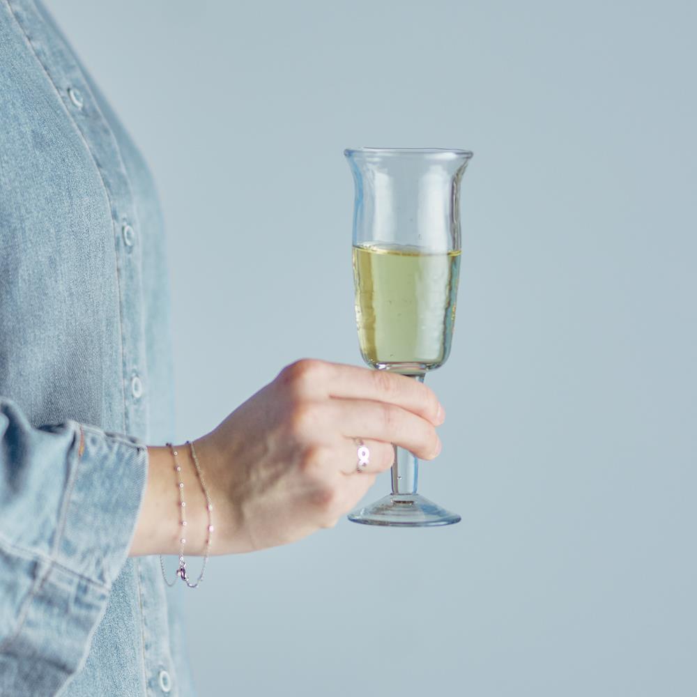 Bloomingville Asha Weinglas Klar Recyceltes Glas D6xH17,5 cm 4er Set – gehämmertes Weinglas