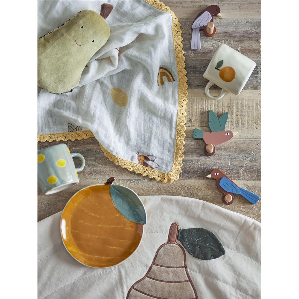Bloomingville MINI Agnes Tasse, Grün mit Zitronen, Steingut, große Kindertasse, dänisches Design