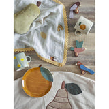 Bloomingville MINI Agnes Tasse, Grün mit Zitronen, Steingut, große Kindertasse, dänisches Design