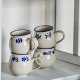 Bloomingville Eimy Tasse 4er Set 225 ml D9,5 cm blau - Steingut Tassen mit Blumenmotiv für Küche