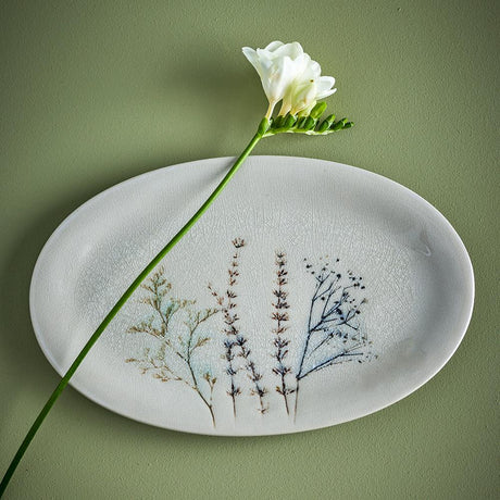 Bloomingville Bea Tablett, Natur, 28,5x18cm, Steingut, mit Blumenmotiv, dänisches Design