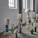 Bloomingville Tali Tischlampe grau/weiß gestreift - Tischlampe mit Leinenschirm für Wohnzimmer & Schlafzimmer