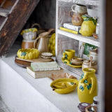 Bloomingville Limone Krug aus Steingut, gelb, 1,6 l, handdekoriert, idealer Limonadenkrug