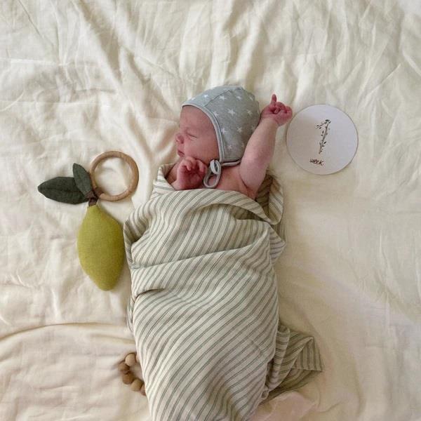 Mushie Musselin-Baby-Wickeldecke, Sage Stripe, Pucktuch aus 100% Bio-Baumwolle