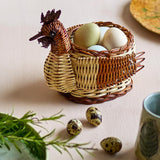 Bloomingville Marsha Korb, Braun – dekorativer Eier-Aufbewahrungskorb in Huhn-Form