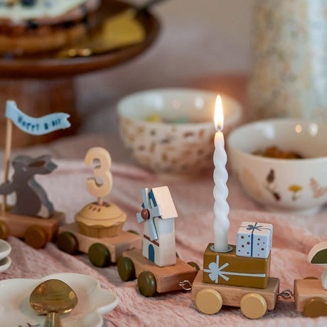 Bloomingville Twist Kerze, Weiß, 12er Set, Paraffin, handgedreht, Ø 1,2 cm