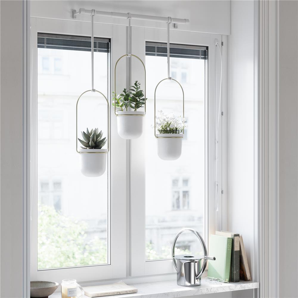 Umbra Triflora Vase Hängeblumentopf Wandvase Blumenampel für Wand und Decke 3er-Set Weiß/Messing