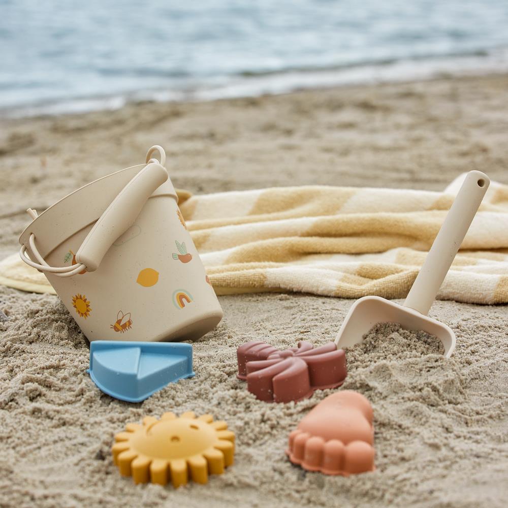 Bloomingville MINI Agnes Strand- & Sandspielzeug aus Silikon, 6er Set