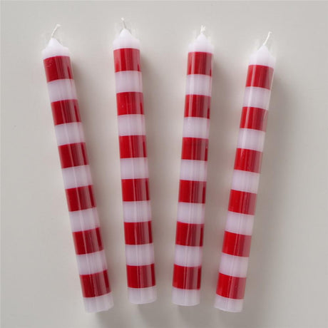 BOLTZE Stabkerze Stripy – 4er Set, rot-weiß gestreift, 20 cm, Paraffinwachs, matt