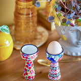 Bloomingville Florist Eierbecher 2er-Set, Rot – handverziertes Steingut mit Blumenmuster