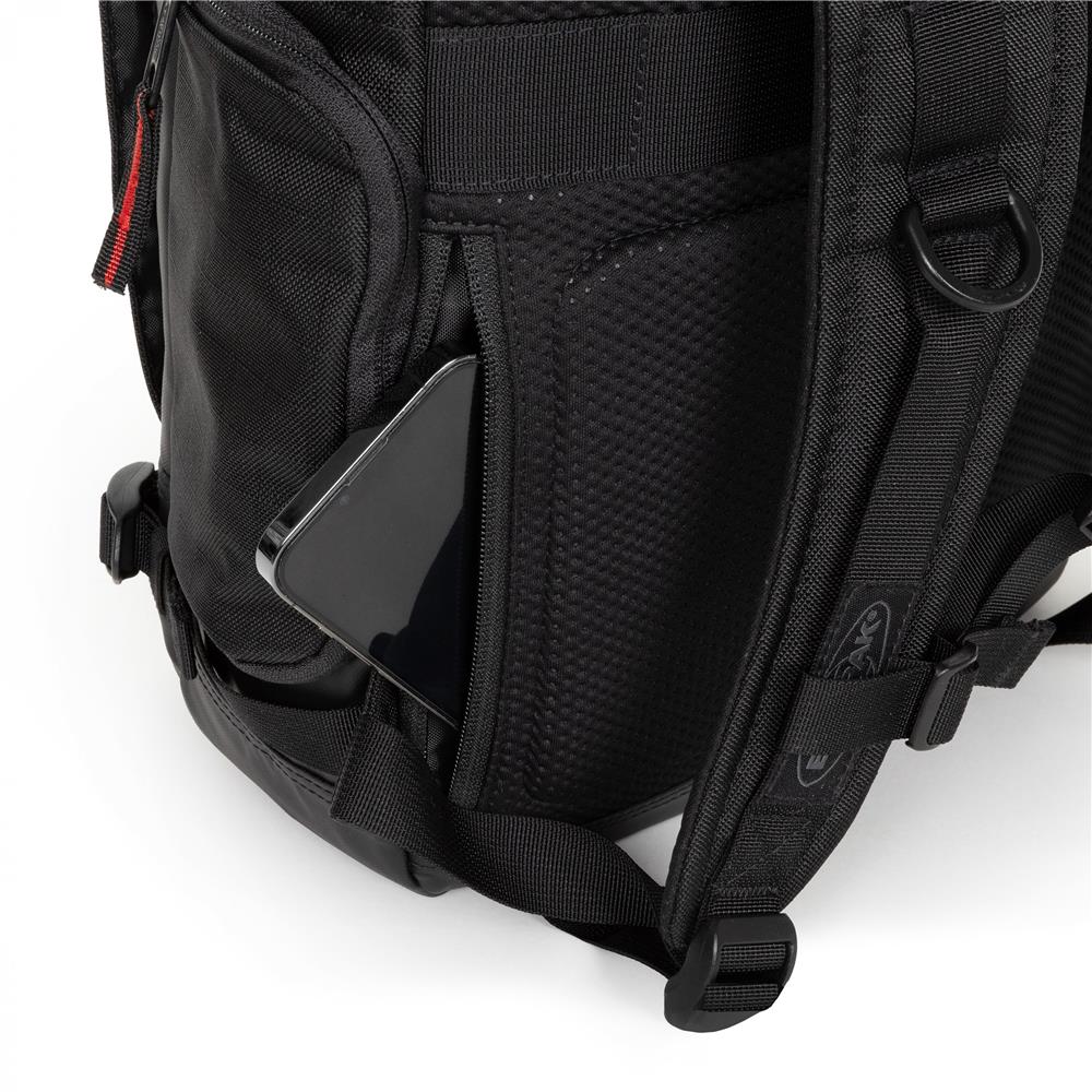 Eastpak TECUM M, Rucksack, CNNCT Rip Black (schwarz), 19L, mit Flaschenhalter und Laptopfach