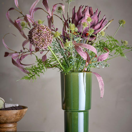 Bloomingville Marji Vase, Grün – große Steingut-Vase, glänzende Glasur, D14×H32 cm