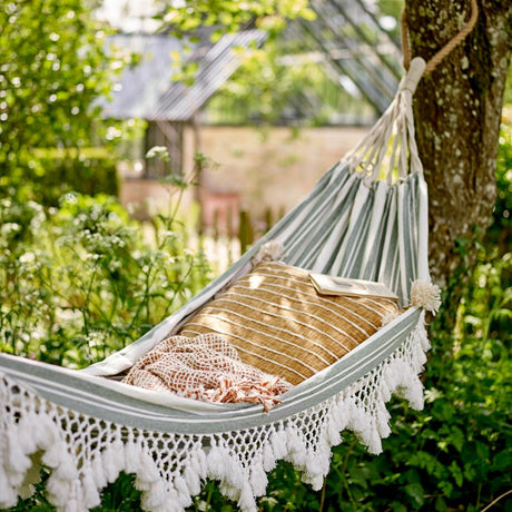 Bloomingville Cruz Hängematte grün Baumwolle Gartenhängematte Sommer Outdoor Entspannung