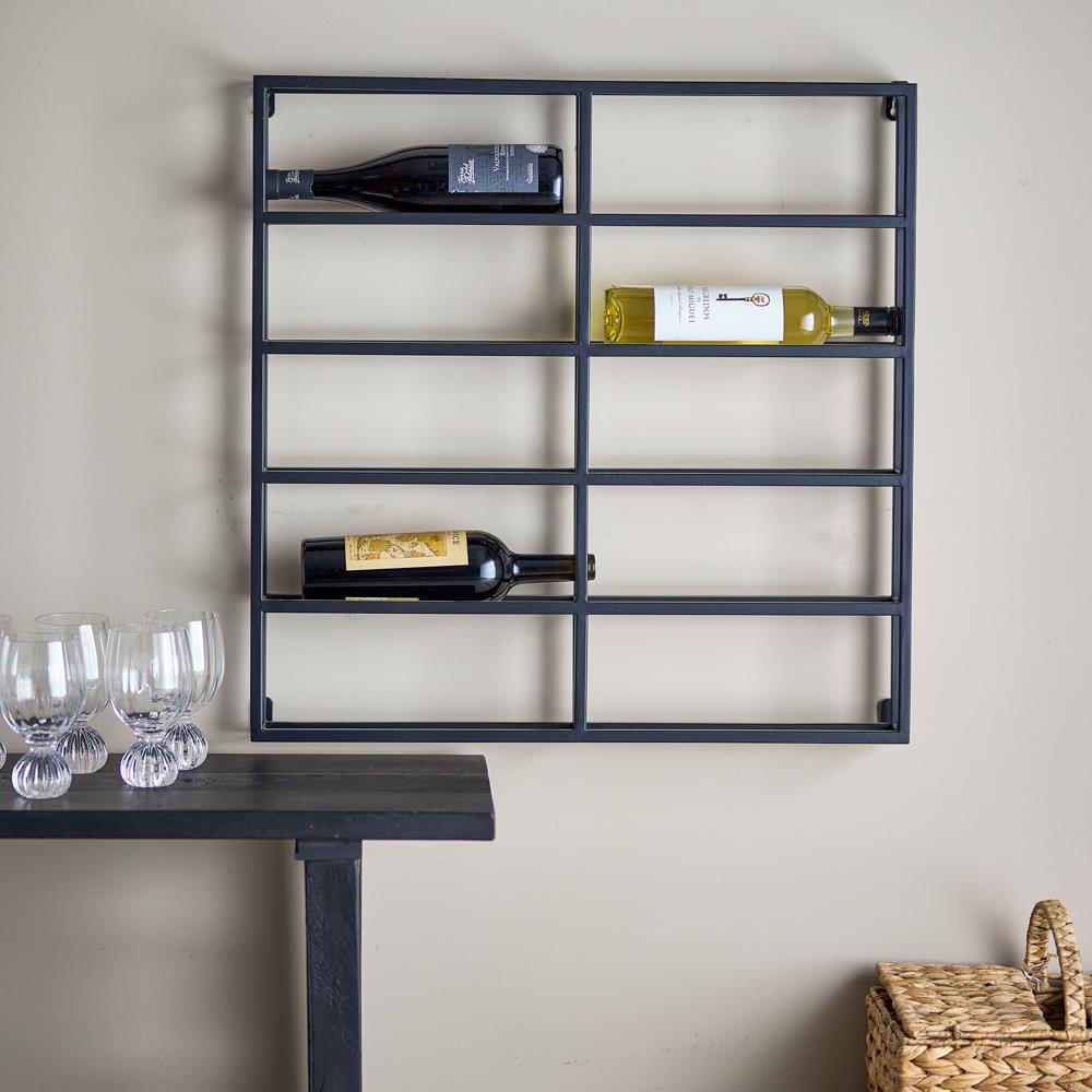 Bloomingville Magne Weinregal aus Metall in Schwarz – minimalistisches Wandregal für Wein