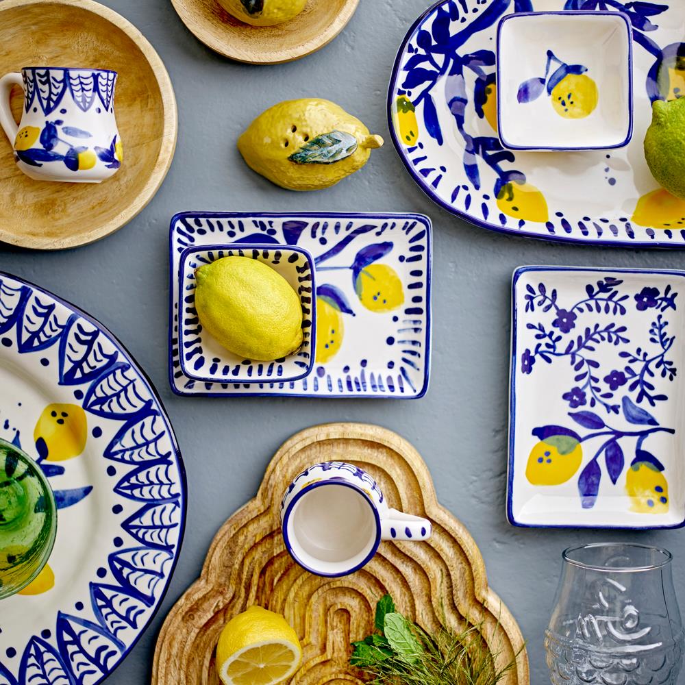 Bloomingville Maxima Servierplatte blau L29 cm aus Steingut – handbemalte Platte für Küche & Tischdeko