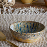 Bloomingville Milani Schale, 300 ml – Handgefertigte Steingutschale in Blau mit perlmuttartiger Glasur