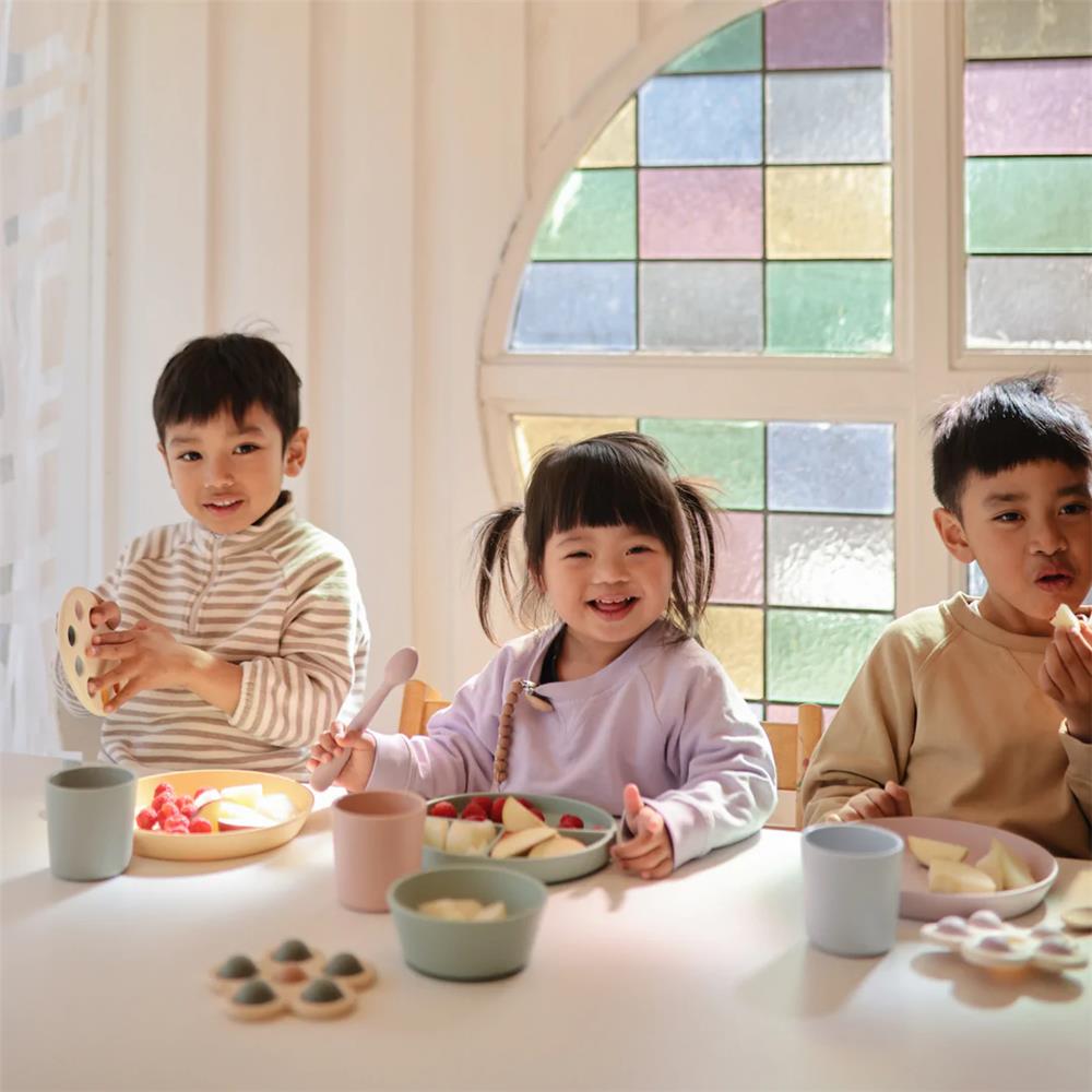 Mushie Kinderteller 2er Set, Soft Lilac, rund, BPA-frei