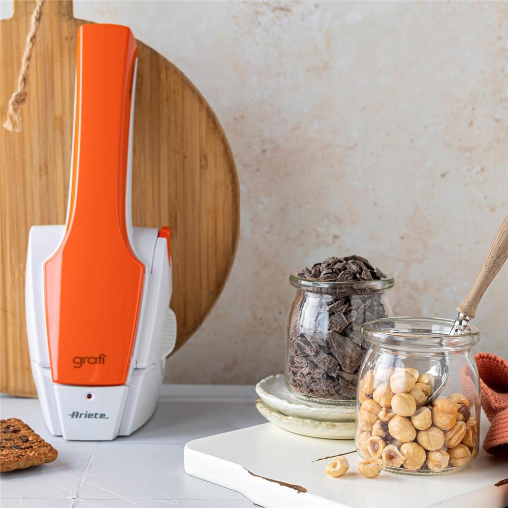 Ariete Gratì 2.0 Elektrische Reibe, Orange, Akku Käsereibe Edelstahl, kabellos