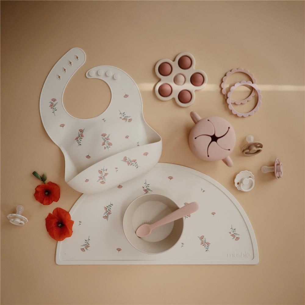 Mushie Silikon-Platzdeckchen, Pink Flowers, Tischset, BPA-frei