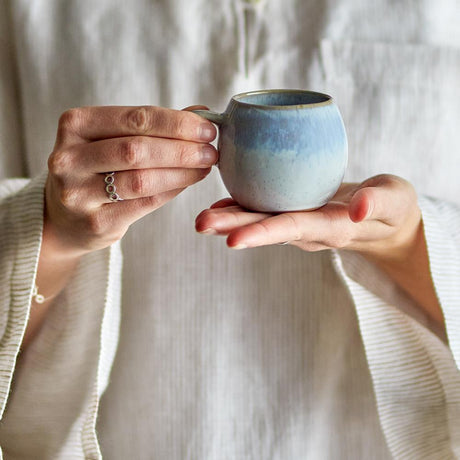 Bloomingville Paula Espressotasse Blau Steingut D7xH6 cm – kleine reaktive Tasse