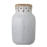 Bloomingville Janel Vase – Keramik in Grau mit Rattan-Detail, Deko-Vase Ø17xH28 cm