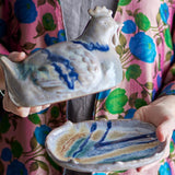 Bloomingville Heni Butterdose aus Steingut, Rose – dekorative Dose in Huhn-Form