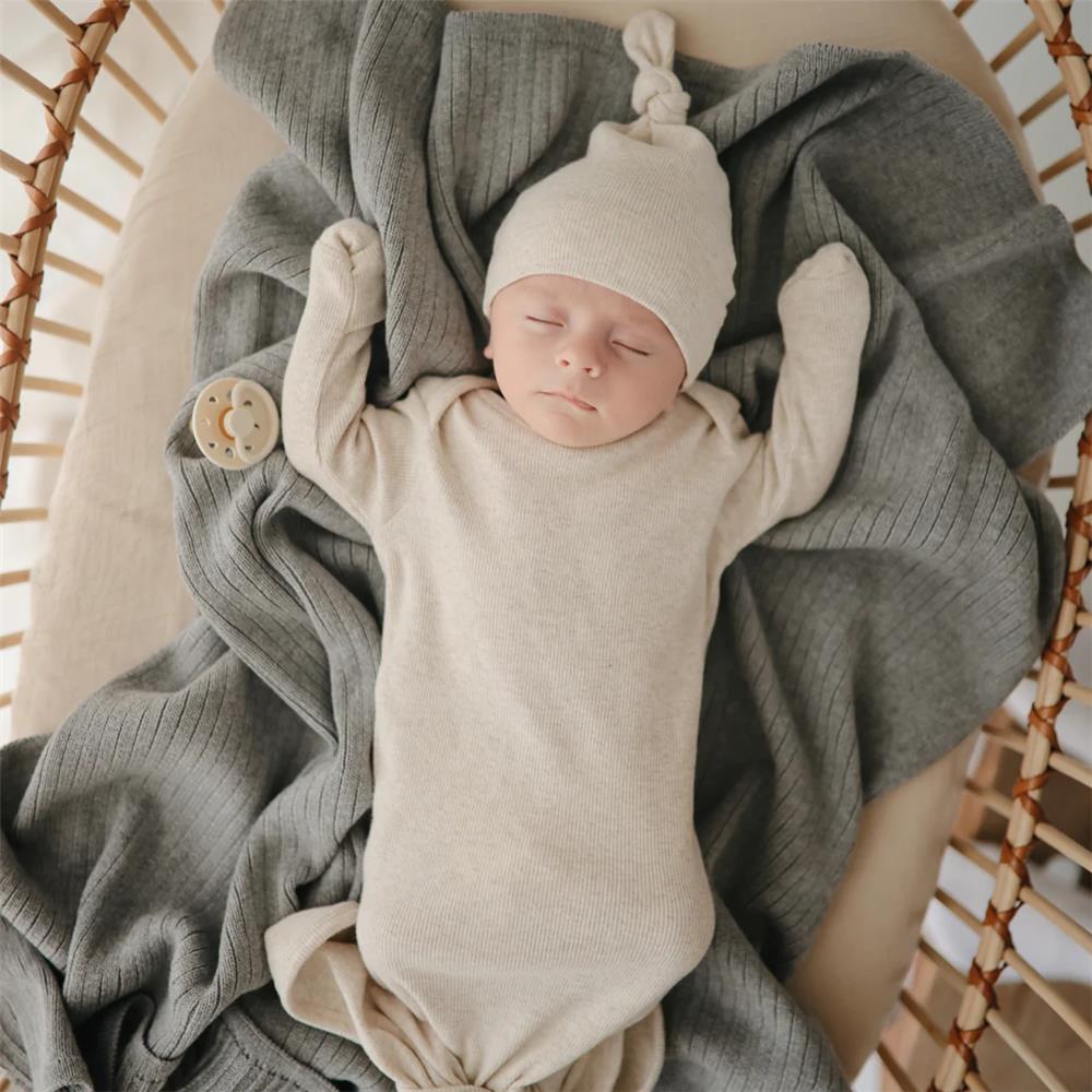 Mushie Gestrickte Babydecke Rippenmuster, Gray Melange, aus 100% Bio-Baumwolle