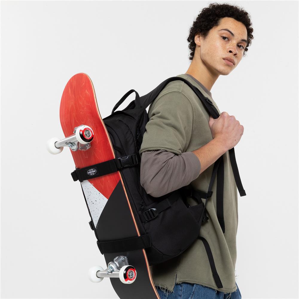 Eastpak GETTER, Rucksack, CS Mono Black2 (schwarz), 25L, mit Flaschenhalter und Laptopfach