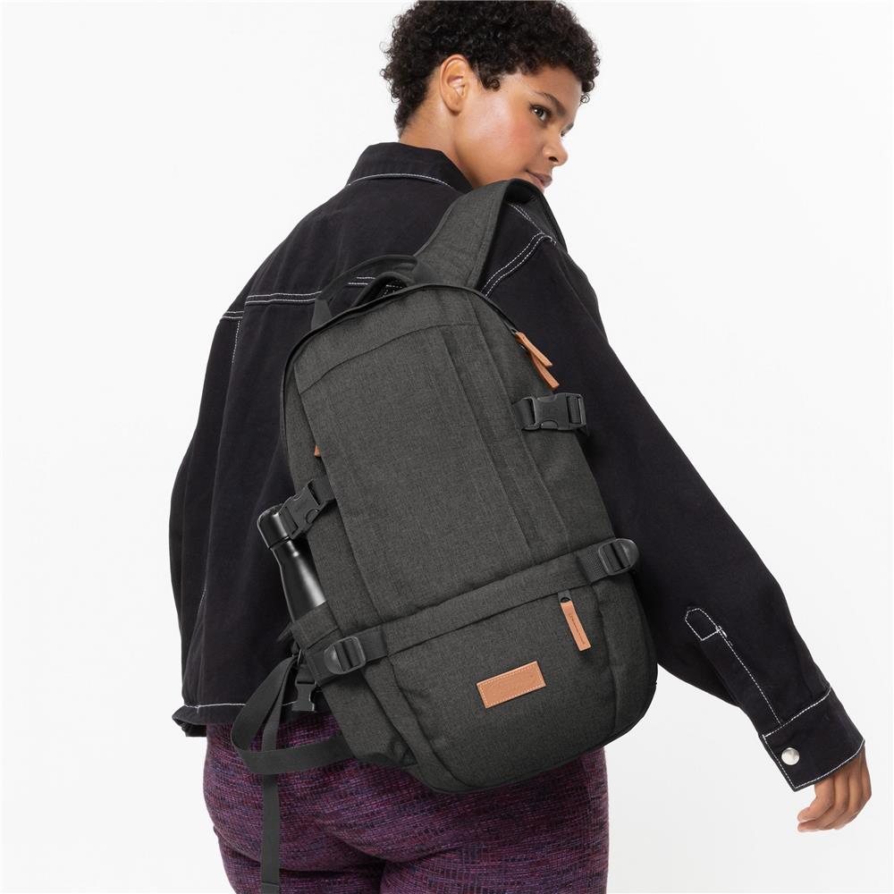 Eastpak FLOID, Rucksack, CS Black Denim2 (grau), 16L, mit Flaschenhalter und Laptopfach