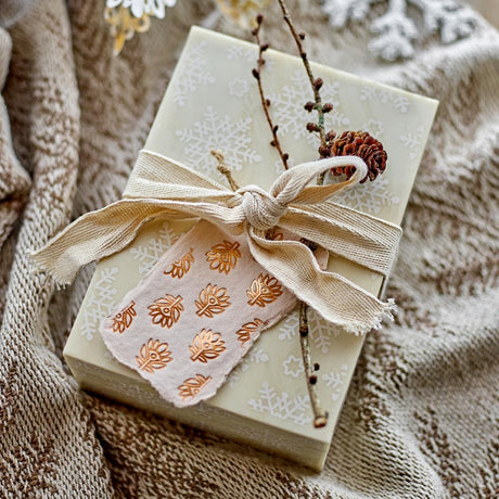 Bloomingville Cheri Box mit Deckel Natur Harz Aufbewahrungsbox Schneeflocke
