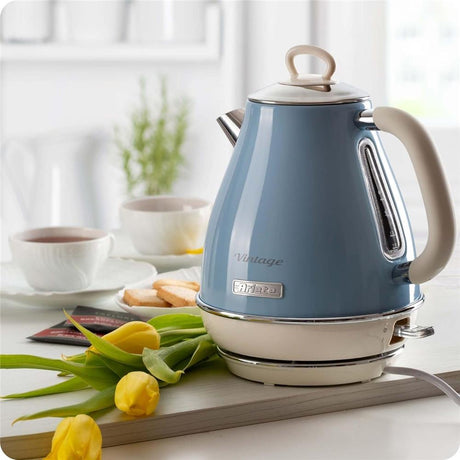Ariete Vintage Wasserkocher, Blau, 1,7L Edelstahlkessel, 2000W, Elegantes Retro-Design