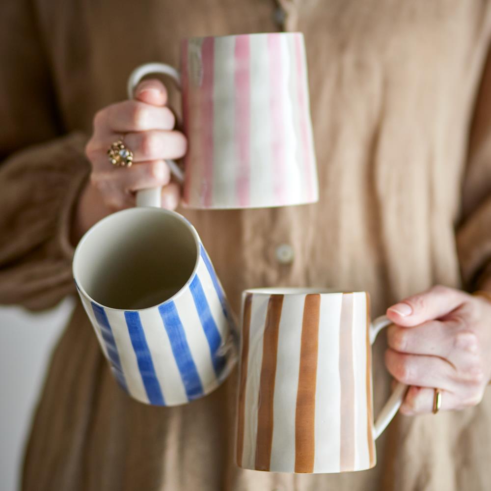 Bloomingville Begonia Becher rosa Steingut handbemalt 440 ml