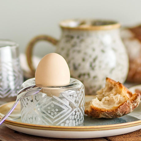 Bloomingville Kiyomi Eierbecher aus recyceltem Glas, Klar – elegantes Design