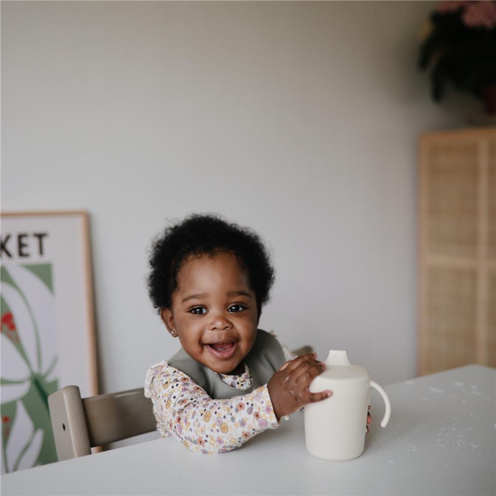 Mushie Schnabeltasse, Ivory, BPA-frei
