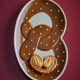 Bloomingville Treats Servierplatte Brezel, Braun, Steingut, 23,5 cm, Weihnachtsteller