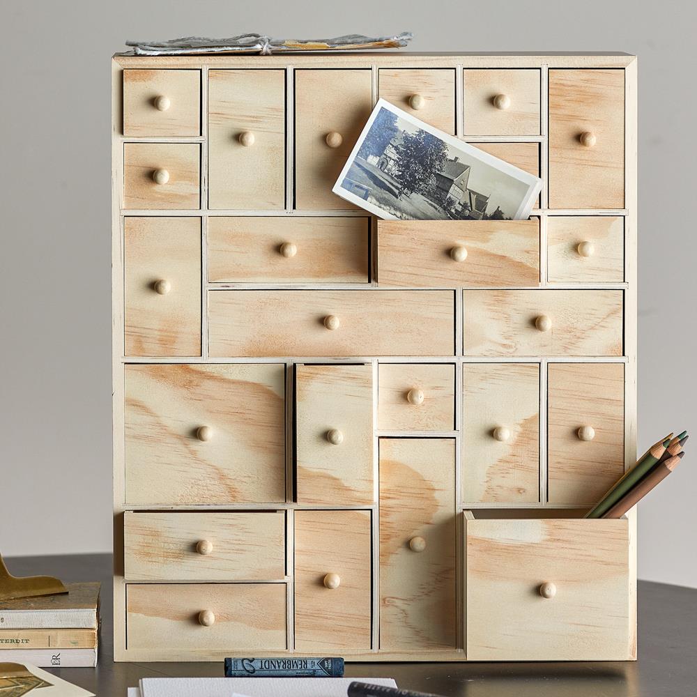 Bloomingville Valery Aufbewahrungsbox aus Kiefer in Natur – Holzbox mit Schubladen für Wohnzimmer