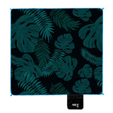 NILS CAMP Picknickdecke Grün Blätter 200x200 cm - große Outdoor Decke für Strand, Garten & Camping